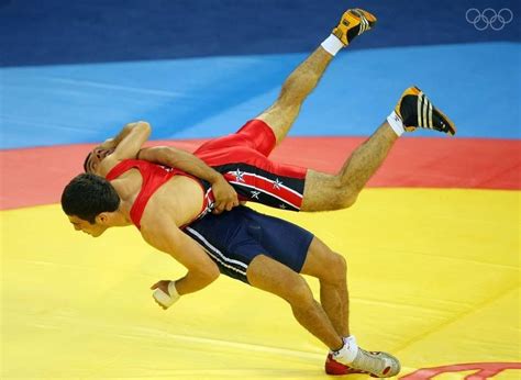 La lucha grecorromana es un deporte en el cual cada participante intenta derrotar a su rival con llaves y proyecciones utilizando solo la parte superior del cuerpo. Grecorroman wrestling. Lucha grecorromana. | Lucha ...