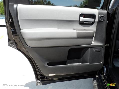 2011 Toyota Sequoia Limited Door Panel Photos