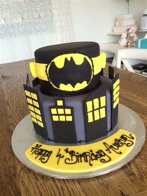 Custom cakes make unique cakes for all occasions. na na na na na na BATMAN! - Sweet Designs by Claire # ...
