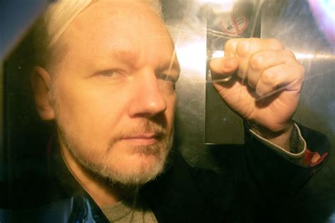 Swedish Authorities Want To Extradite Julian Assange For Rape Ars