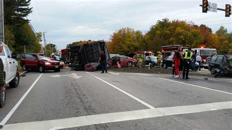 Several Injured In 10 Vehicle Crash In Maine