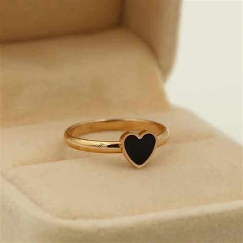 Elegant Heart Black Silicone Love Ring Fashion Wedding Jewelry Rose