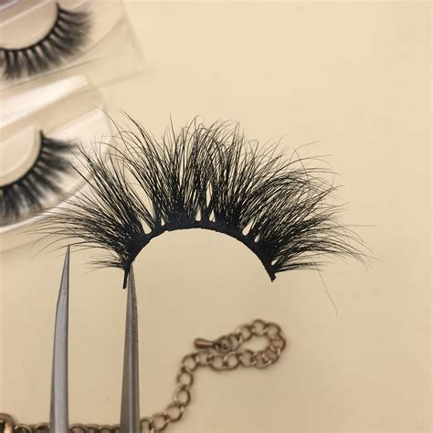 Cilia) is one of the hairs that grows at the edge of the eyelid. wholesale mink lashes USA - Wella Lashes