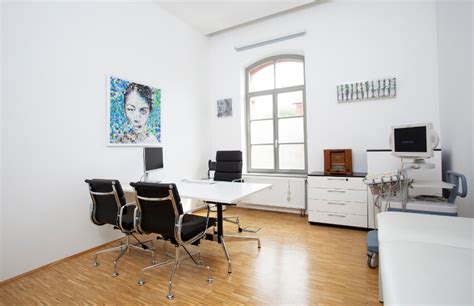 Über 371 bewertungen helfen ihnen hausarzt in ihrer nähe zu finden. Hausarzt Hannover (Vahrenwald-List) | Praxis Dr. Ellen ...