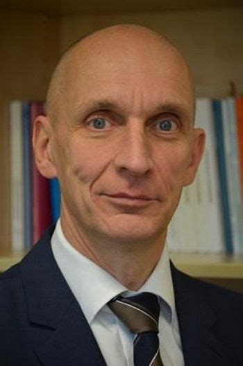 Prof Dr Ing Stefan Hartmann
