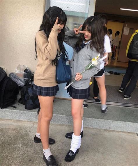 【画像】女子高生が学校で友達と撮った青春写真にほっこりしませんか Jkちゃんねる女子高生画像サイト