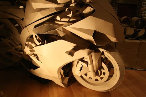 In this video teach you how to make this amazing motorbike. papercraft - cardboard motorcycle on Behance