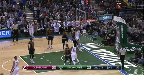 Jabari parker (boston celtics) with a dunk vs the phoenix suns, 04/22/2021. WATCH: Jabari Parker Takes Flight on One-Handed Dunk | SLAM