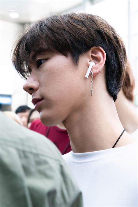Smrookies nct johnny & ten making chocolates (ft. #ten #nctu #nct2018 #nct (With images) | Nct ten, Nct ...