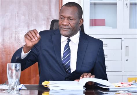 Kisumu county borders vihiga to the north, nandi county to the north east, kericho county to the east, nyamira to the south, homa bay to the south west and siaya to the west. Kisumu County gov't orders all buses out of CBD by January ...