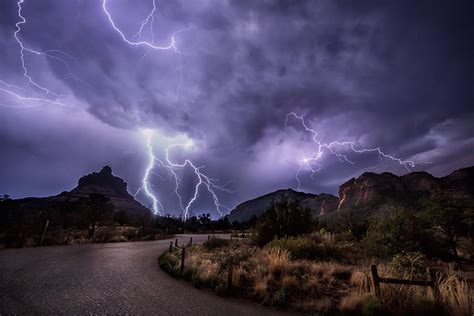 Lightning During The Monsoon Season In Sedona The Natural World Scott
