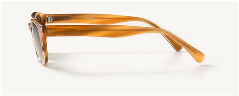 vanderbilt in caramel horn classic specs