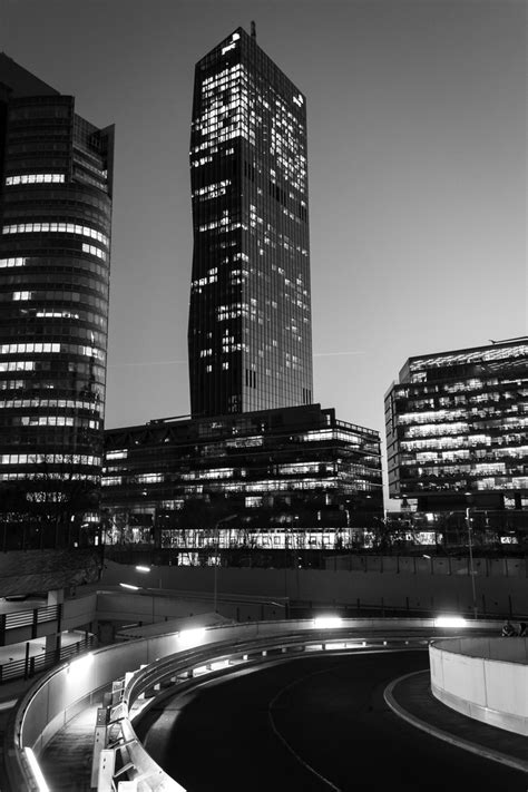 Ich kann daher nur jeden aufrufen, sich. Austria Center Vienna Foto % Immagini| architetture ...