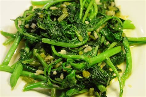 Rapini Facts Health Benefits And Nutritional Value