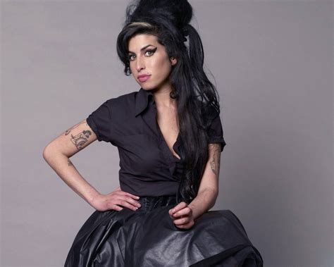 Jul 17, 2020 · amy jade winehouse was born on september 14, 1983, in the suburb of southgate in london, england. british singer Amy Winehouse Desktop wallpapers 1280x1024
