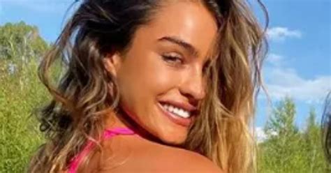 Sommer Ray Gets Cheeky In Swimsuit She Calls A Bikini