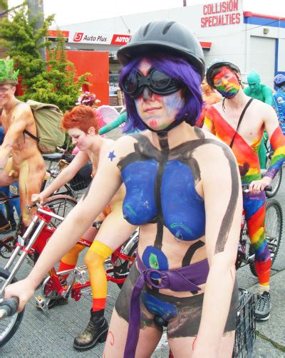 Photos Nude Bikers Kick Off Quirky Fremont Solstice Parade Seattle