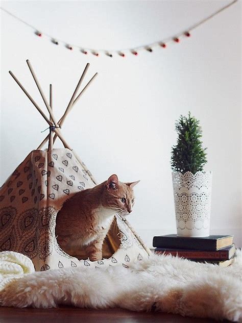 Cat Tipi Printed At Free People Clothing Boutique Tipi Pour Chat