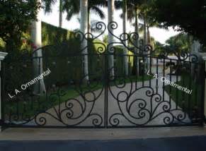 Ornamental driveway gates, decorative driveway gates and pictures of driveway gates seen in these gate photos will give you an idea of what is gate picture, gate photos, gate design. Automatic Driveway Gates Automatic Aluminum Wrought Iron ...