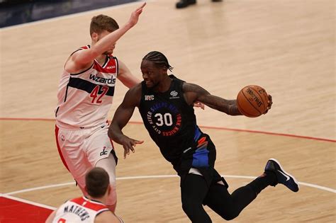 See the live scores and odds from the nba game between knicks and hawks at state farm arena on february 9, 2020. Atlanta Hawks vs New York Knicks Prediction & Match Preview - February 15th, 2021 | NBA Season ...