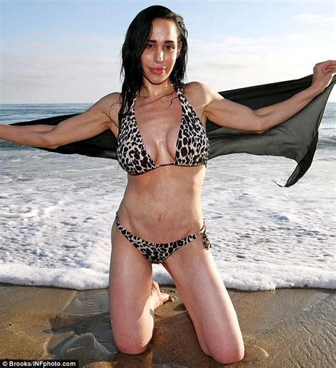 Celebraity S Hot Sexy Images Octomom Nadya Suleman Shows Off Her