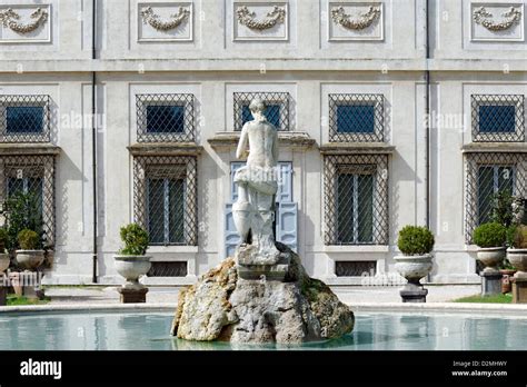 Rome Italy Fontana Di Venere Fountain Of Venus At The Rear Of The