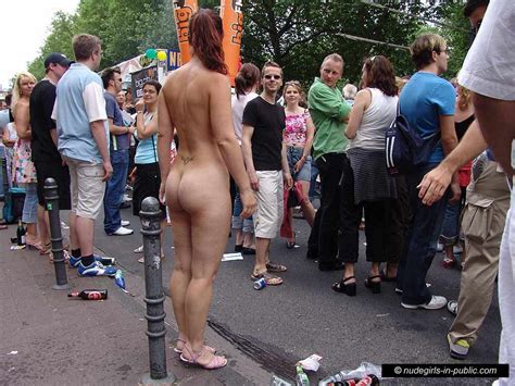 Yvette Nude In Public