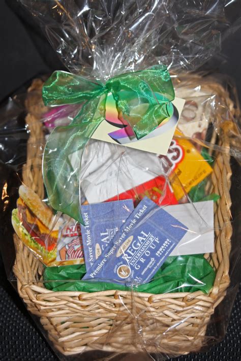 Gift baskets are one of those universal gift ideas that you can make for close family and friends, for teachers and neighbors, and for people you don't know so well either! LFMS DI-Serious Pandas: Raffle Baskets-Get your tickets now!