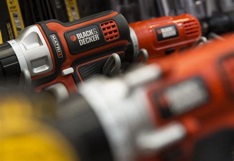 Stanley black & decker provides the tools, solutions, and services that the world counts on. Black and Decker customer service: phone number, hours ...