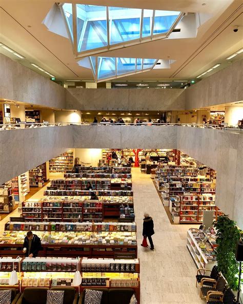 Great Bookstores Of The World The Academic Bookshop In Helsinki Alvar