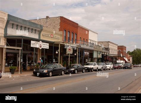 Weatherford Texas July 18 2005 Views Of The Courthouse Square In Downtown Weatherford