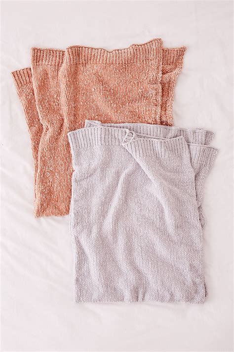 Tepi neutral throw blanket + reviews | crate and barrel. Chenille Sweater Throw Blanket | Sweaters, Blanket, Cozy ...