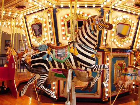 Pin By Mercedes Yrayzoz On Carousels Carousel Carousel Horses