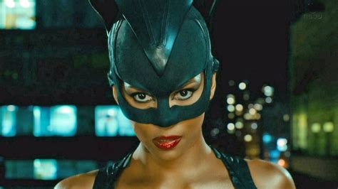 16 Halle Berry Cat Woman Pictures