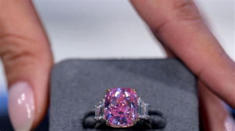 Rare Pink Diamond Worth 35 Mn Set For Auction In New York News18