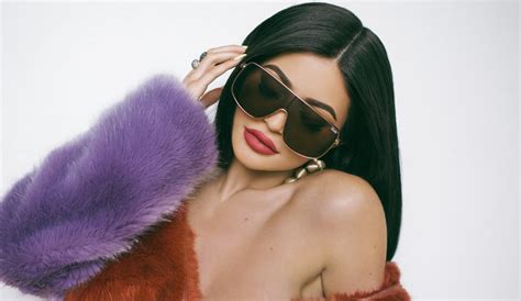 Kylie Jenner Debuts New Quay Australia Sunglasses Line