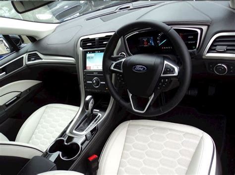 The All New Ford Mondeo Vignale Hybrid Managers Review