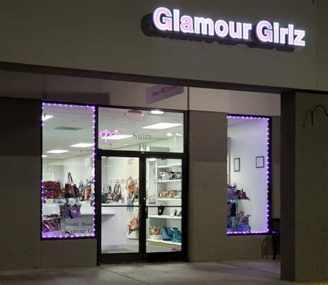 Glamour Girlz Boutique Pigeon Forge Tn Address Phone Number