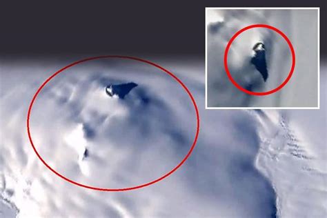 Alien Spaceship Crashed In Antarctica Claims Ufo Hunter Who Believes