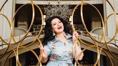 Angela Gheorghiu Diva Of The Old School Is Back At The Met Opera The New York Times