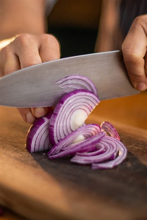 How To Cut Onions Without Crying 5 Tips For Tearless Onion Cutting