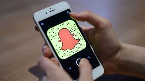 Snapchat Hits 280m Daily Users In Q1 Tops Wall Street Expectations