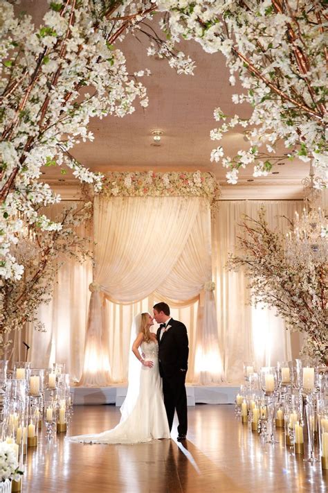 Our wedding photography tips for beginners is the most comprehensive collection of advice you will find online. Glamorous Ivory + Blush Spring Wedding at a Private Club in Chicago | Wedding inside, Indoor ...