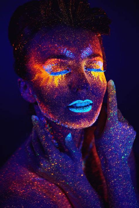 56 Idées De Body Painting In Uv Light Peinture Corporelle Maquillage