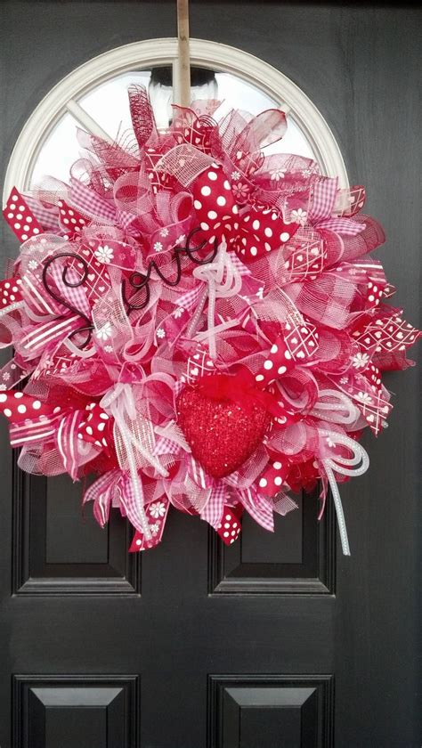 35 valentine's day wreath ideas to adorn your front door with a piece of your heart. Valentines Day Wreath Idea - DIY Homer