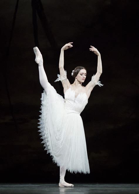 Marianela Nuñez As Giselle In Giselle The Royal Ballet ©roh 2018