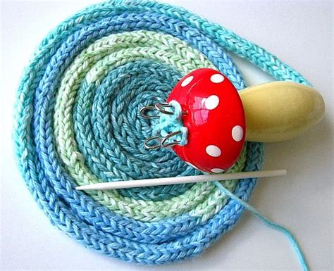 French knitting manufactured for post column reactors is available on the market (supelco. Spool knitting project ideas (google image search) | No ...