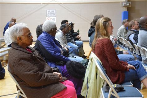 Rosedale residents express complaints, wants at community meeting with ...