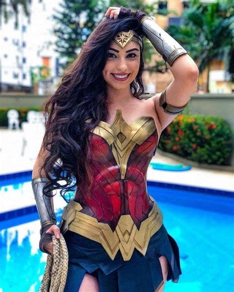Pin By DaGilster On De DC Marvel Y Otras Cosas Wonder Woman Cosplay