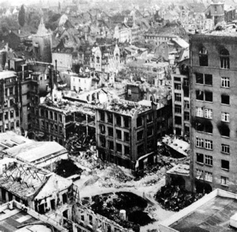 Diskutiere luftbilder im foto und film forum im bereich literatur u. Jena erinnert an Bombenangriffe im März 1945 - WELT